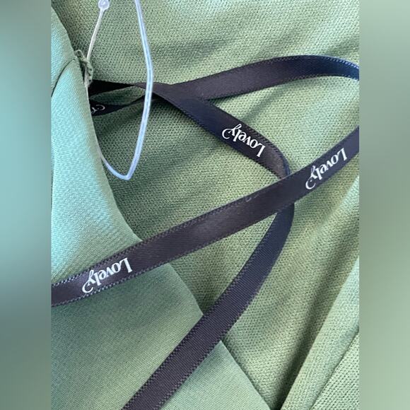 New ~ LOVELY NORDSTROM~ Square Neck Bridesmaid Dress 16R ~ Vineyard Green - Picture 7 of 8